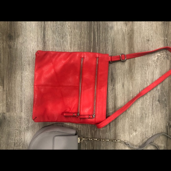 Purses - Picture 2 of 4